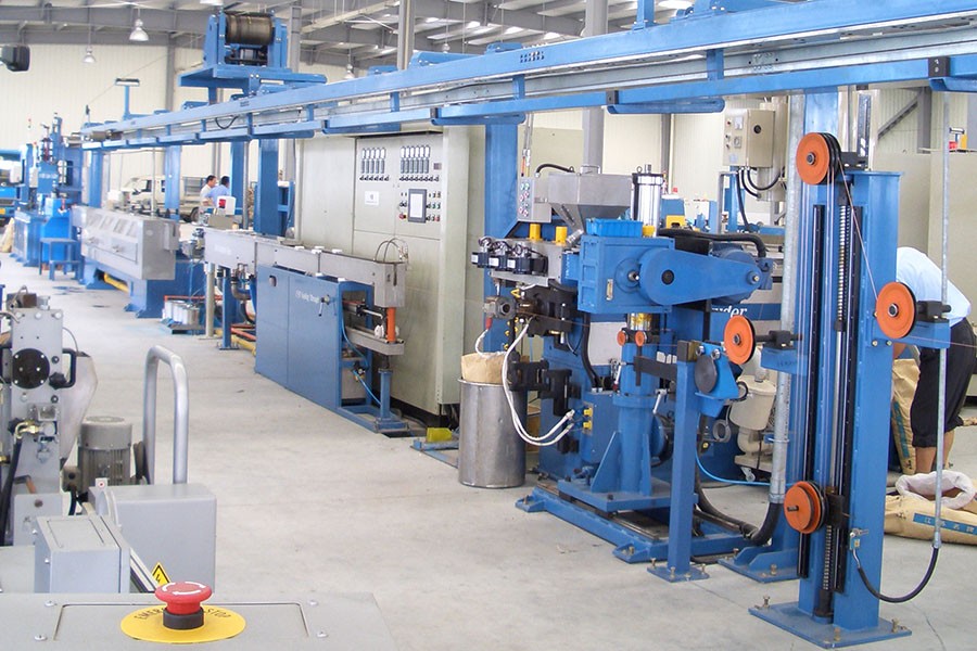 Líneas de extrusión de cables para automóviles