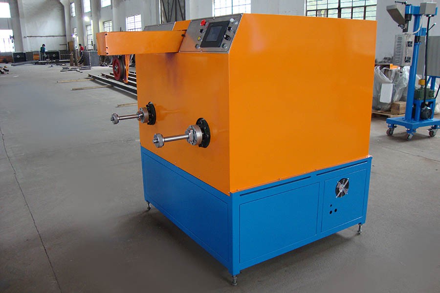 Máquina de recogida de doble eje por microordenador